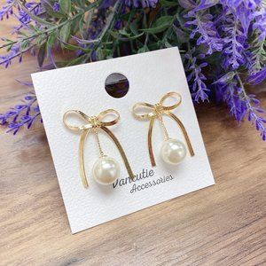 Girly Earrings with Pearl